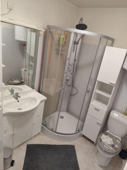 Maisonnette A 5 Minutes D'Albi Carlus Dış mekan fotoğraf